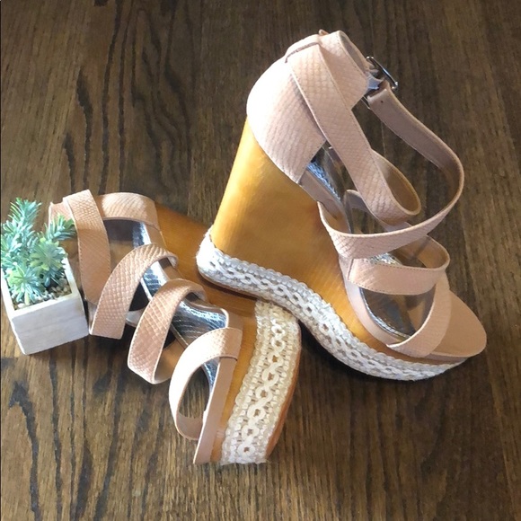 Gianni Bini Shoes - GB Gianni Bini Platform Wedge Sandals
